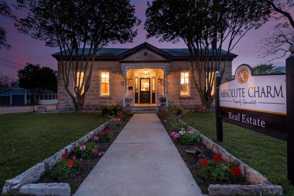 Absolute Charm Real Estate Group - Fredericksburg Texas